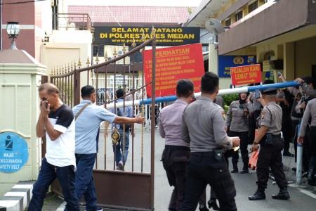 Bom Mapolrestabes Medan, Densus Olah TKP