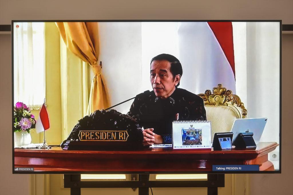 Ratas dengan Gubernur, Jokowi: Kasus Covid Terkendali