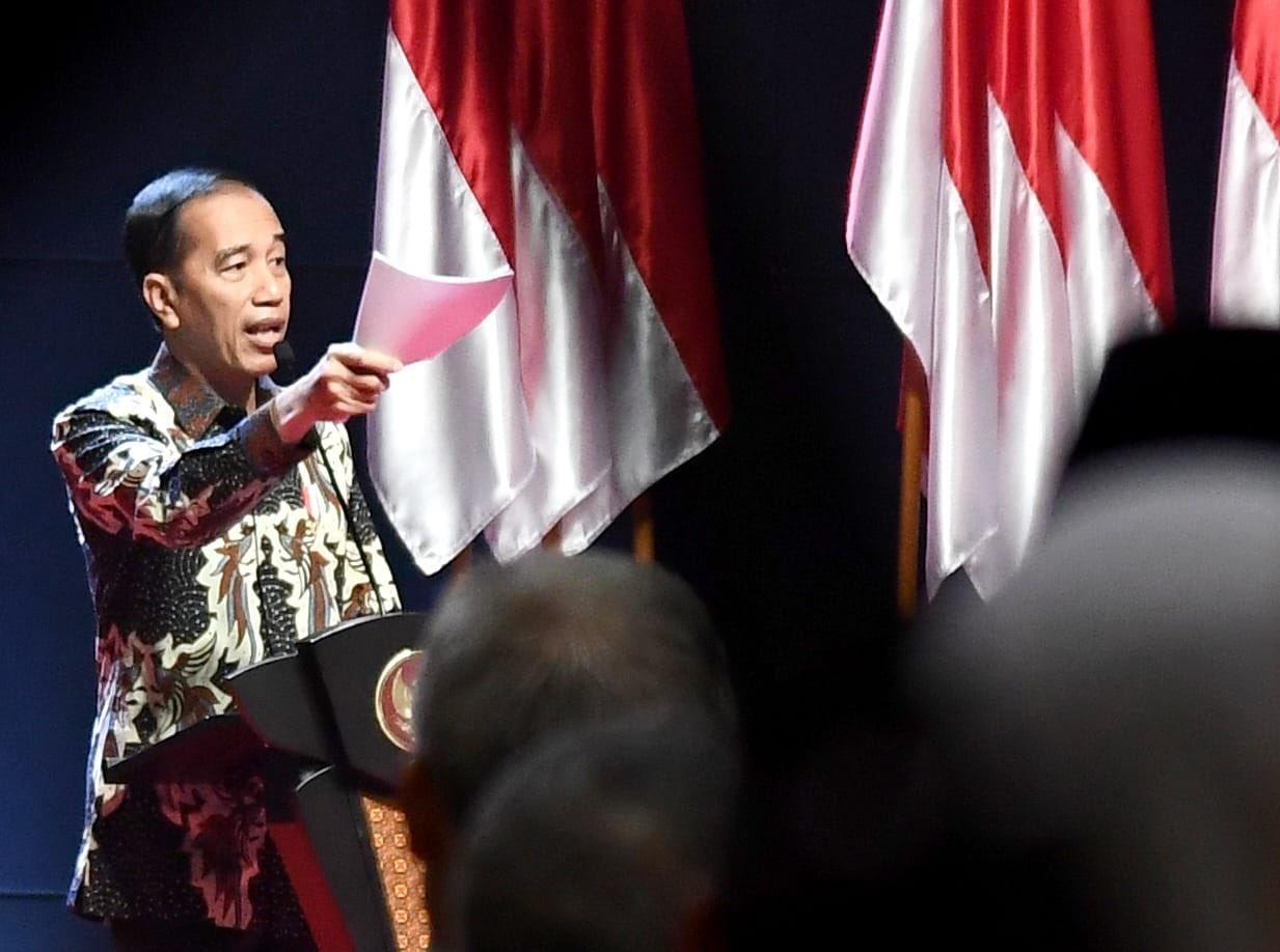 Bagi-bagi Anggaran, Jokowi Perintahkan Menteri dan Kepala Daerah Segera Belanja