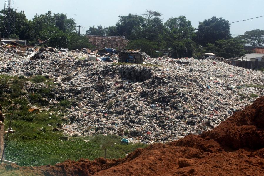 Pemkab Bogor: Buang Sampah Sembarangan Didenda Rp50 Juta
