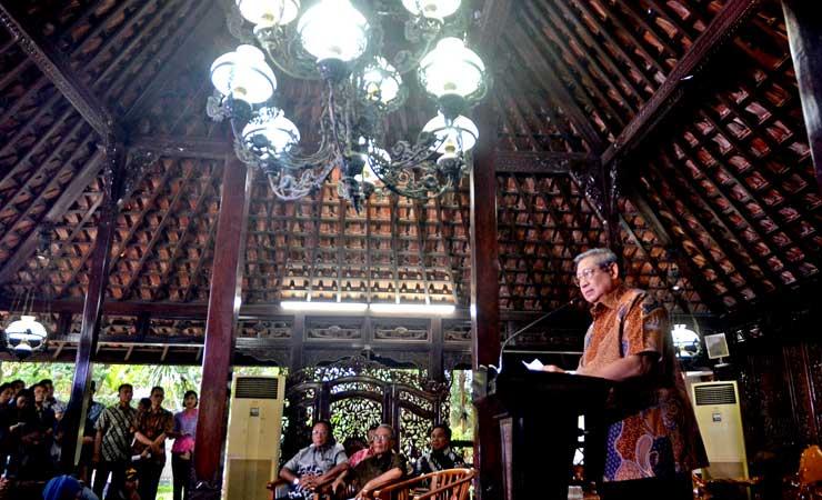 30 Menit Kunjungi Wiranto, Ini yang Dibahas dengan SBY