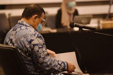 Divonis Bersalah Bergaya Hidup Mewah, Ketua KPK Firli Bahuri Minta Maaf