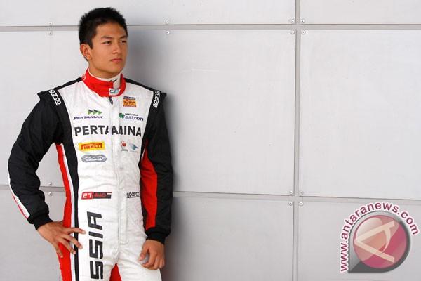 Rio Haryanto Targetkan Papan Tengah di F1 Musim Pertama