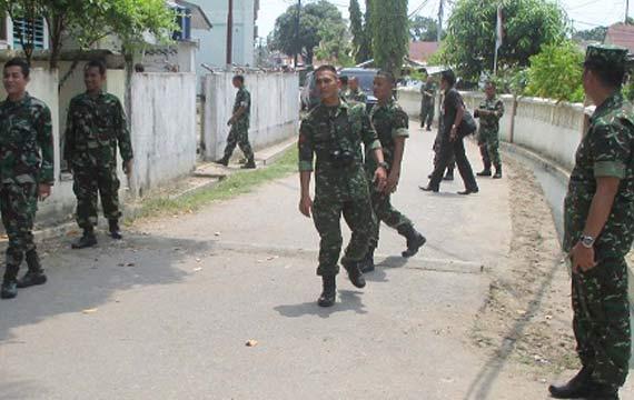 Imparsial: 700 TNI di Poso Ilegal