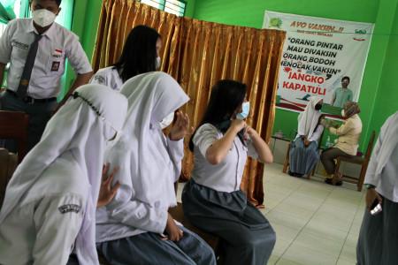 Vaksinasi Anak dan Remaja di Indonesia Belum Merata 