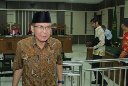 Terima Suap, Jaksa Tuntut Wakil Ketua DPR 8 Tahun Penjara