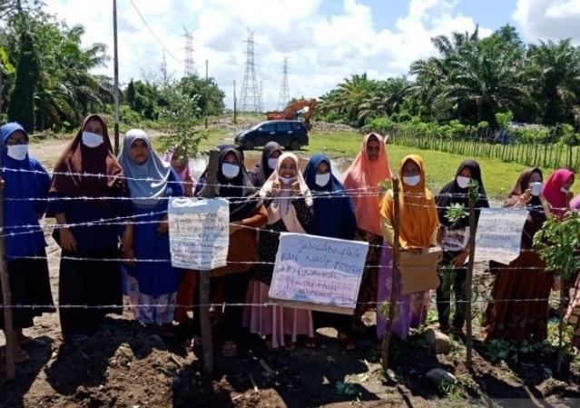 Debu Batu Bara Cemari Dusun di Nagan Raya, Puluhan Keluarga Terdampak Belum Direlokasi
